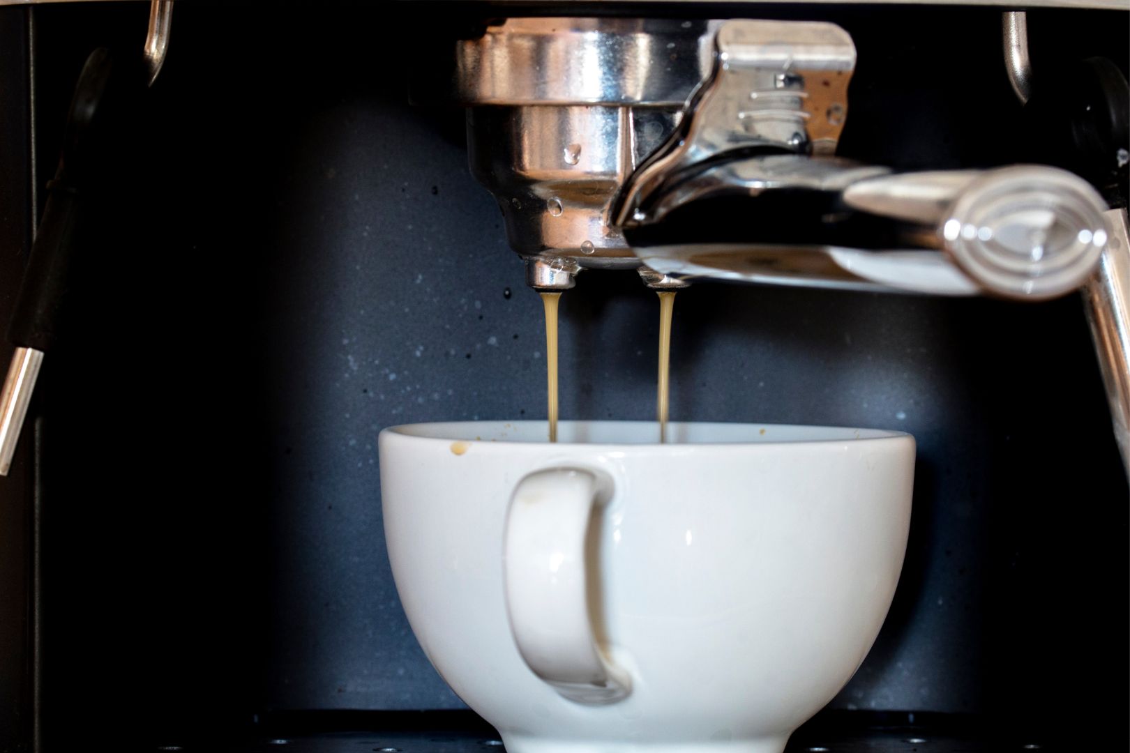 diferencas entre cafeteiras de capsulas e